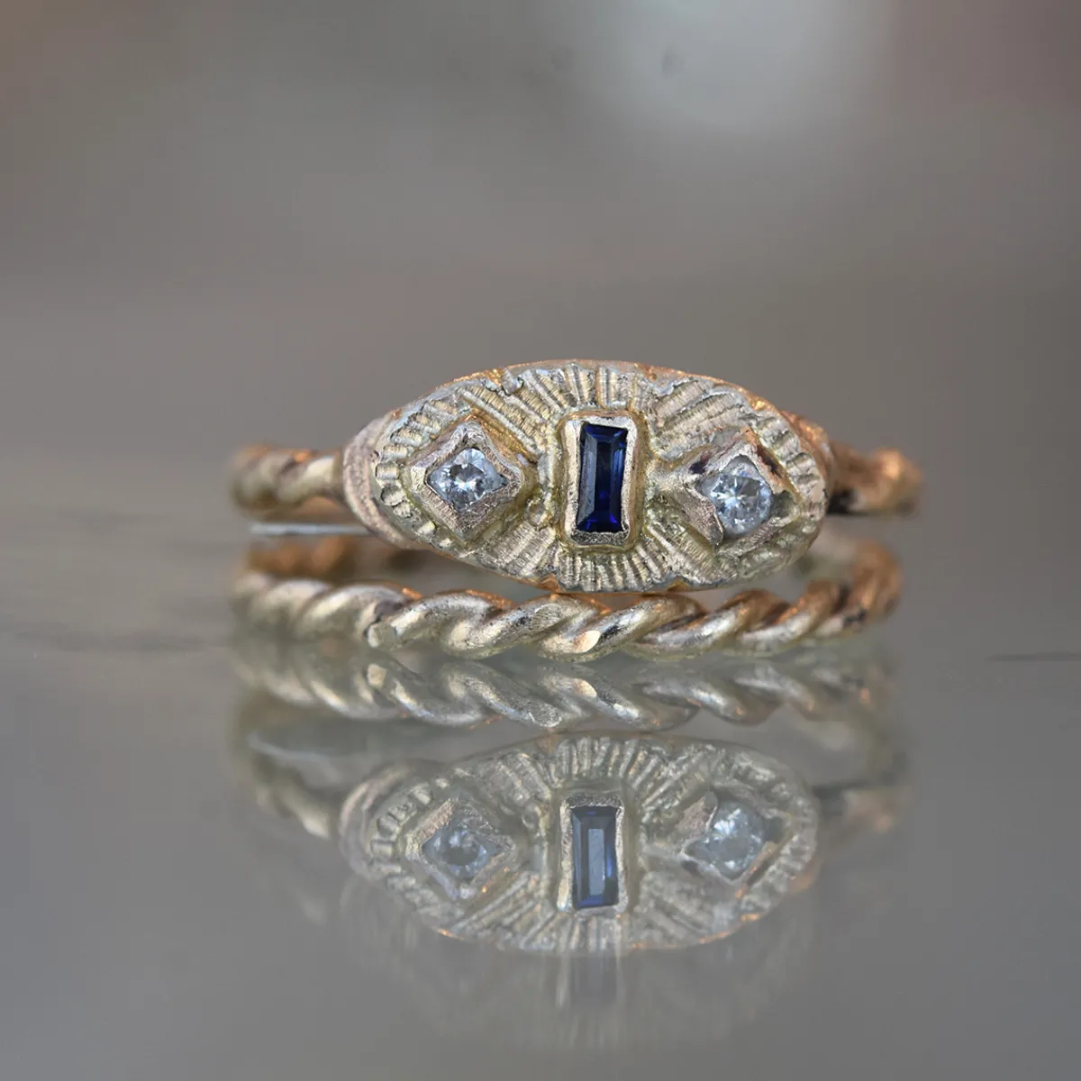 Tomfoolery A Twist of Fate & Meaning Band 14ct Yellow Gold Hot