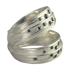 Tomfoolery Absolu ‘Continuous’ Art Ring with Sapphires Hot