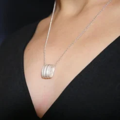Tomfoolery Absolu Silver ‘Flow’ Pendant Best