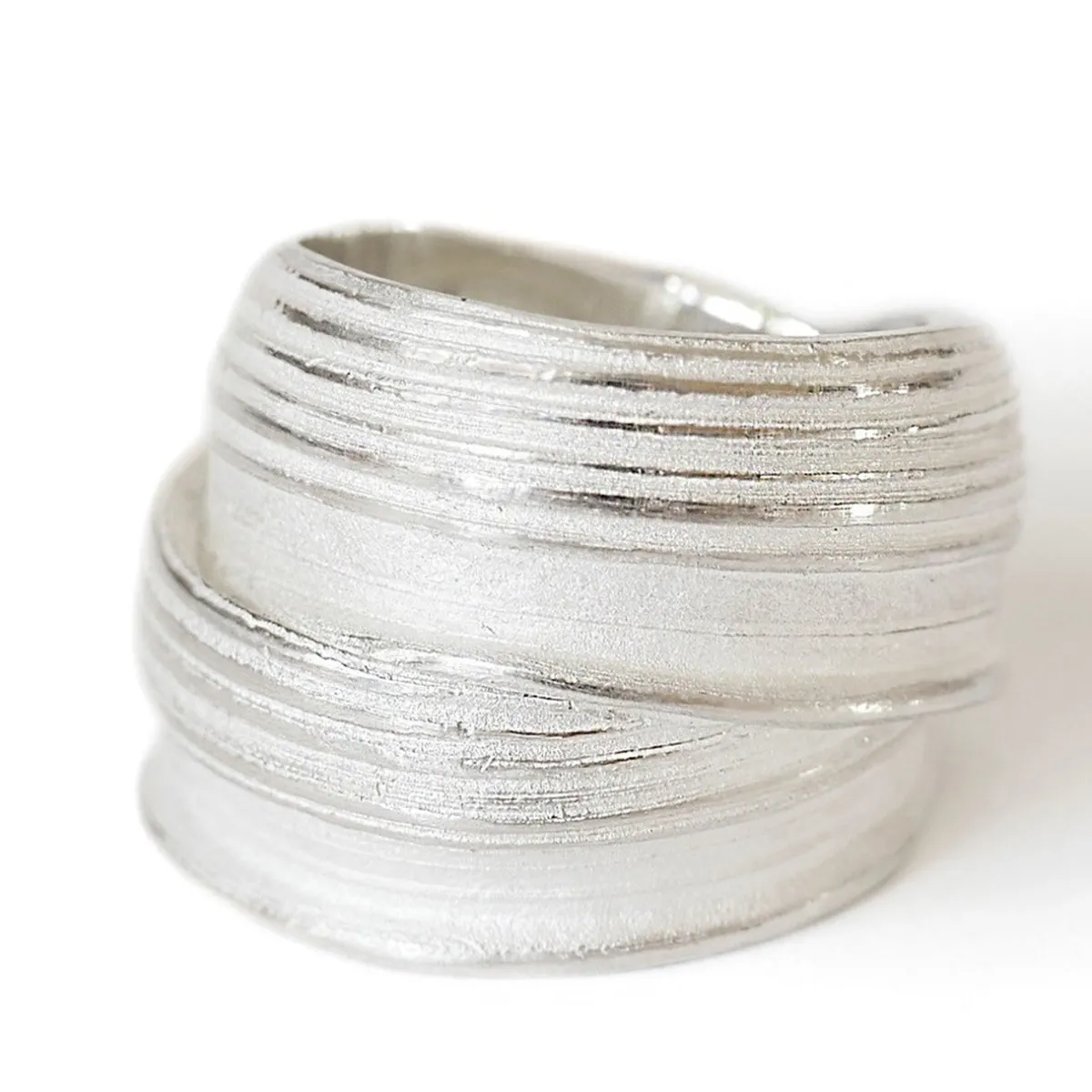Tomfoolery Absolu Silver ‘Fluidity’ Ring Hot