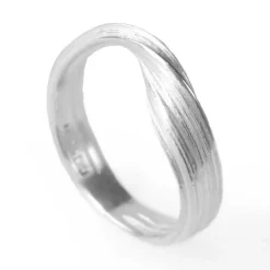 Tomfoolery Absolu Silver ‘Fold’ Ring Clearance