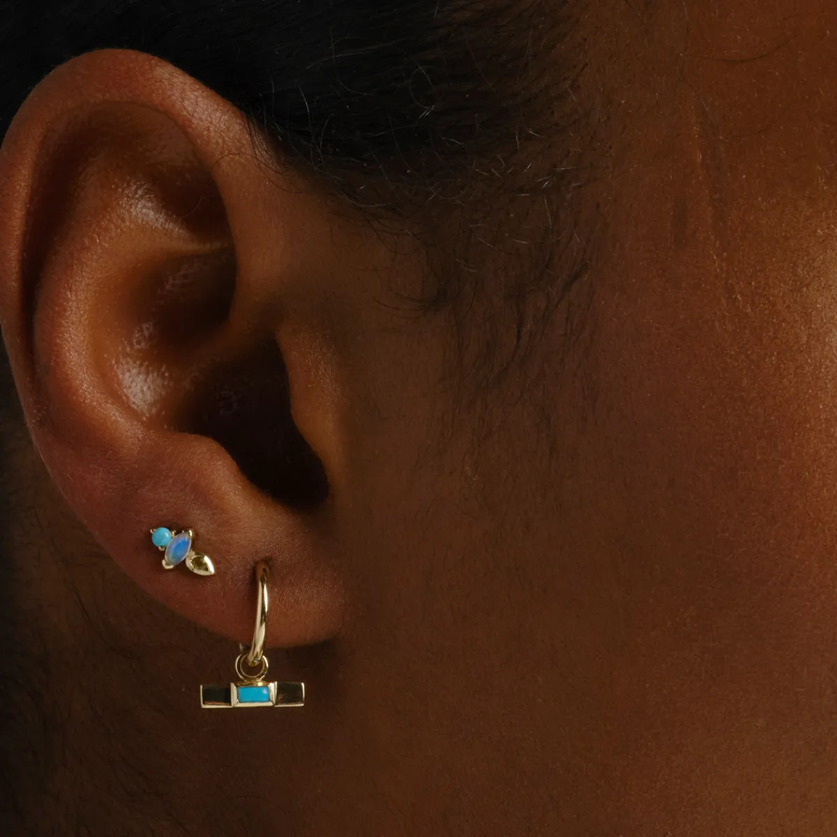Tomfoolery AM-PM 1pm Stud Outlet