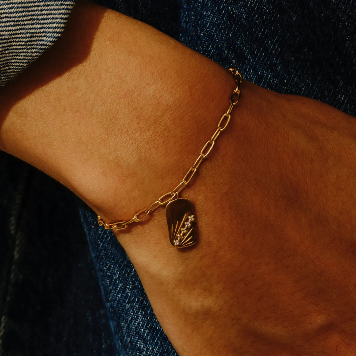 Tomfoolery AURA Silver Ray Paperclip Chain Bracelet Hot