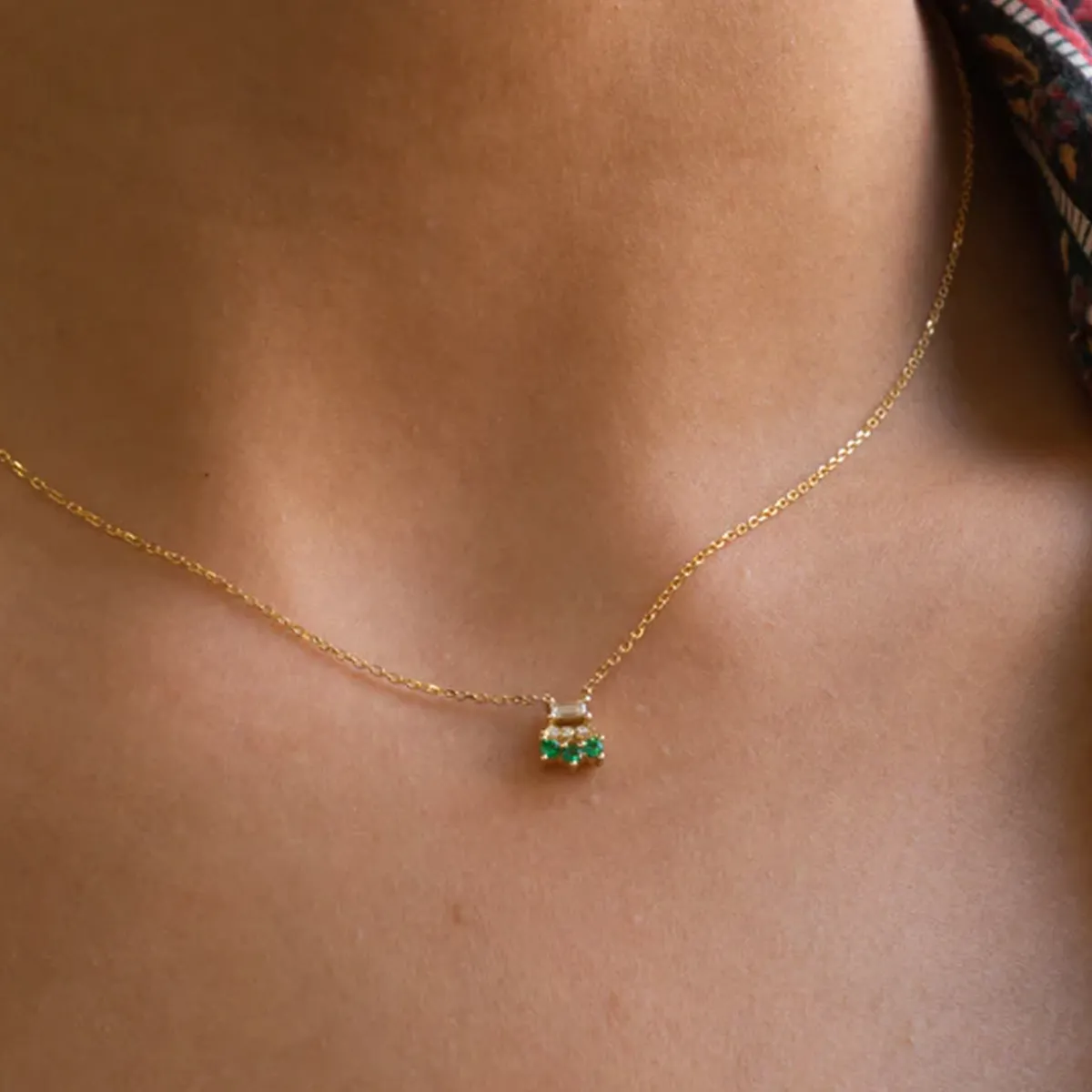 Tomfoolery Baguette Emerald Lace Necklace Outlet