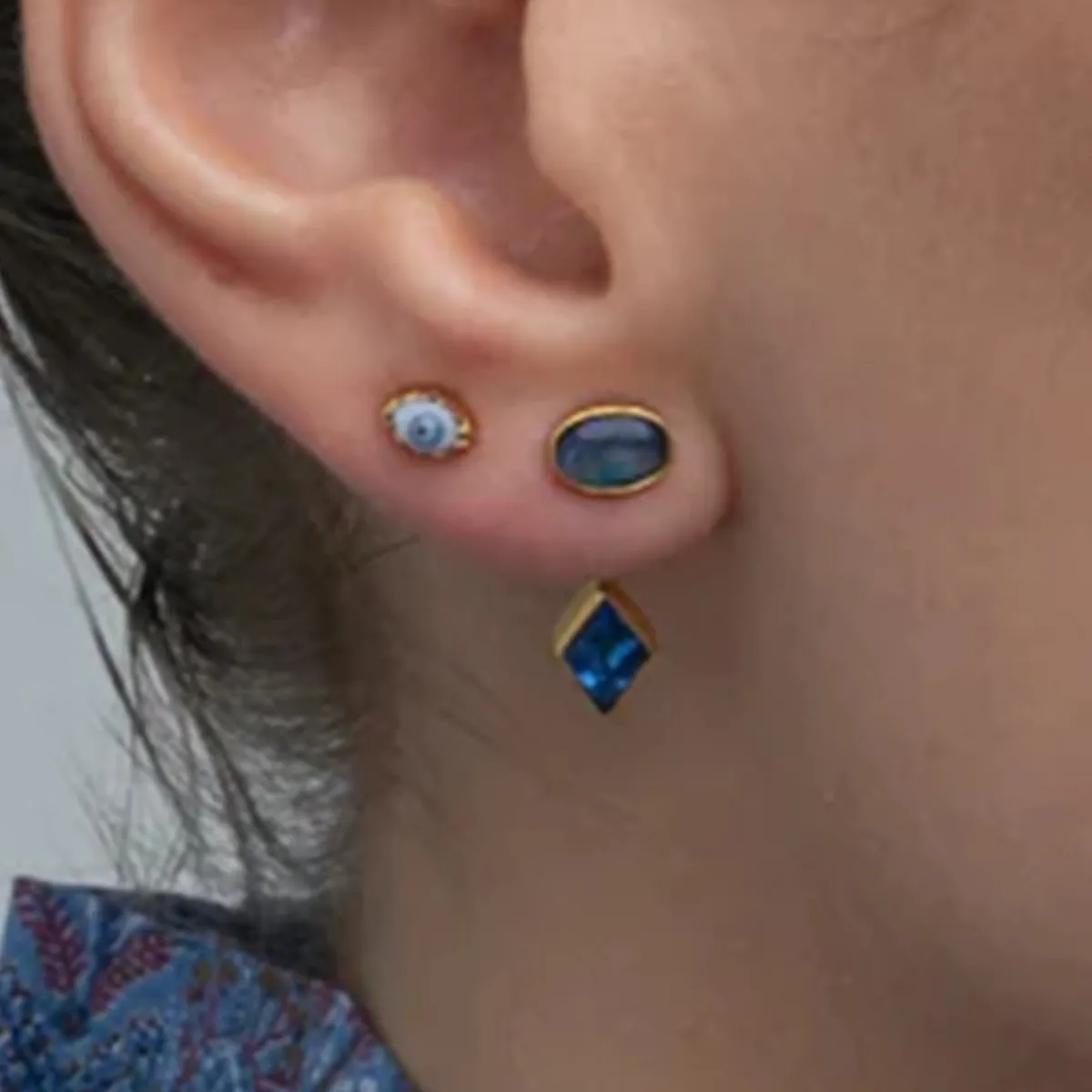 Tomfoolery Blue Eye Stud Online