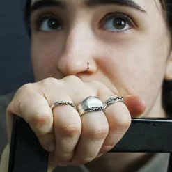 Tomfoolery Cartena Signet Ring in Silver Discount
