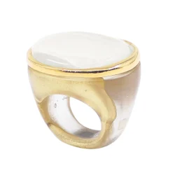 Tomfoolery Clara Resin Signet Ring in Pearl Hot