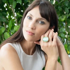 Tomfoolery Clara Resin Signet Ring in Latte Hot