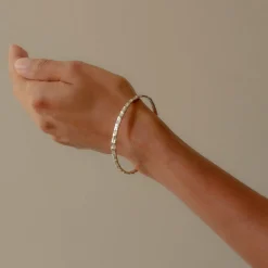 Tomfoolery Cockle Fine Bangle Silver Outlet