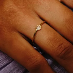 Tomfoolery 18ct Gold Single Round Rose Cut Diamond  Ring Outlet