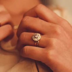 Tomfoolery 18ct Yellow Gold Radiance Ring Hot