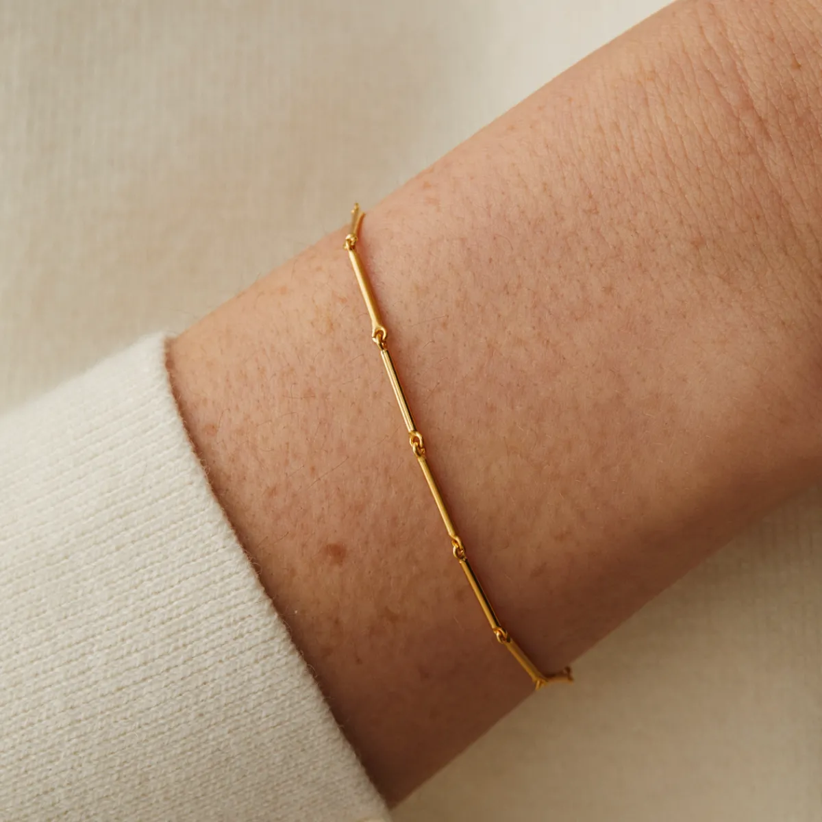 Tomfoolery Curve Bar Link Bracelet Hot