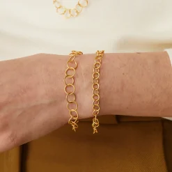 Tomfoolery Curve Large Circle Chain Bracelet Outlet