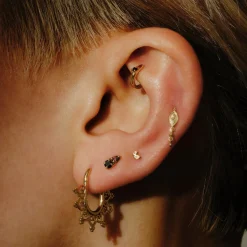 Tomfoolery Dala Droplet Beaded Stud New