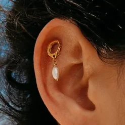 Tomfoolery Dio Gold Pearl Drop Earrings Best