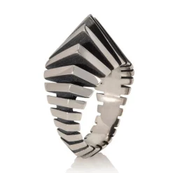 Tomfoolery Dune Ring Fashion