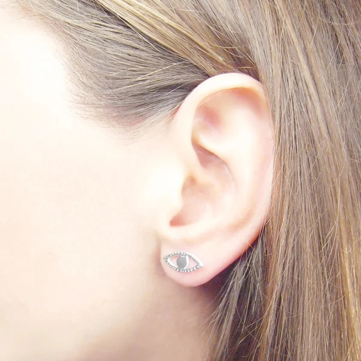Tomfoolery Eye Studs Outlet