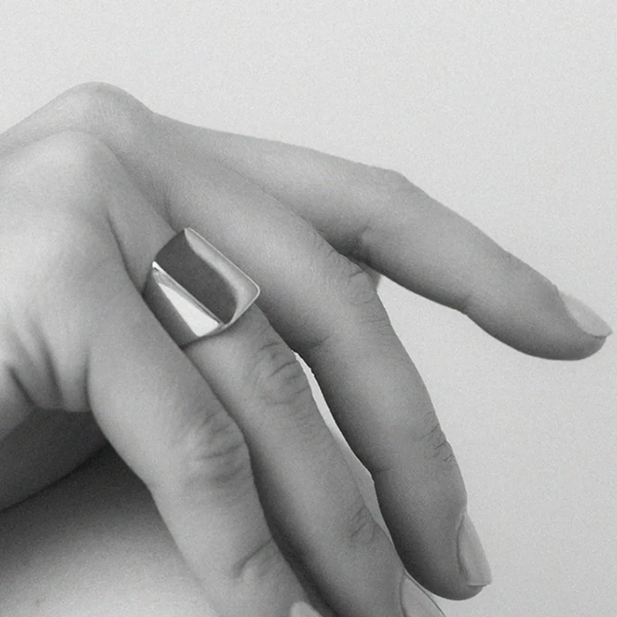 Tomfoolery Fairfax Silver Signet Ring Hot
