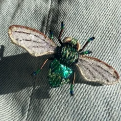 Tomfoolery Field Bee Beaded Sequin Brooch Fashion