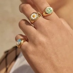 Tomfoolery Gold Blue Yin Yang Signet Ring Hot