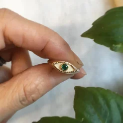 Tomfoolery Gold Eye Signet Ring with Emerald Outlet