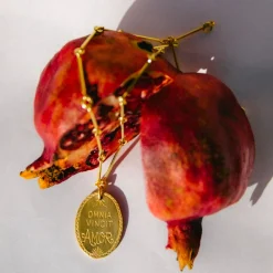 Tomfoolery Gold Omnia Vincit Tsavorite Pendant Clearance