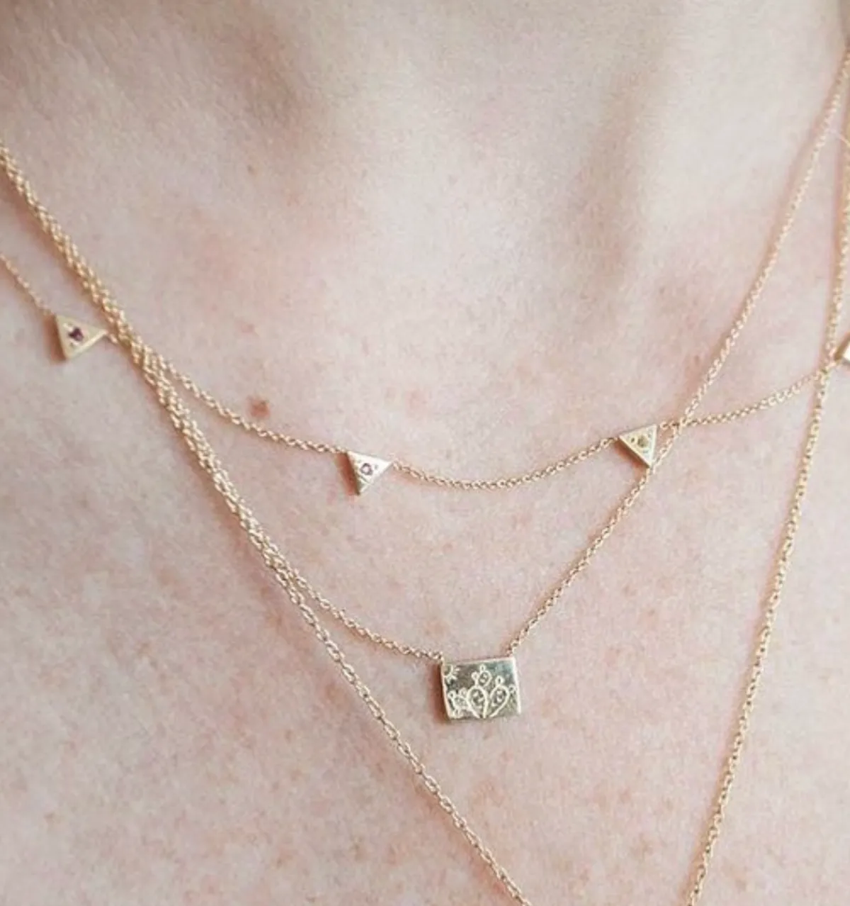 Tomfoolery Gold Shooting Stars Postcard Charm Necklace Fashion