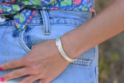 Tomfoolery Knot Oak Cuff in Silver Outlet