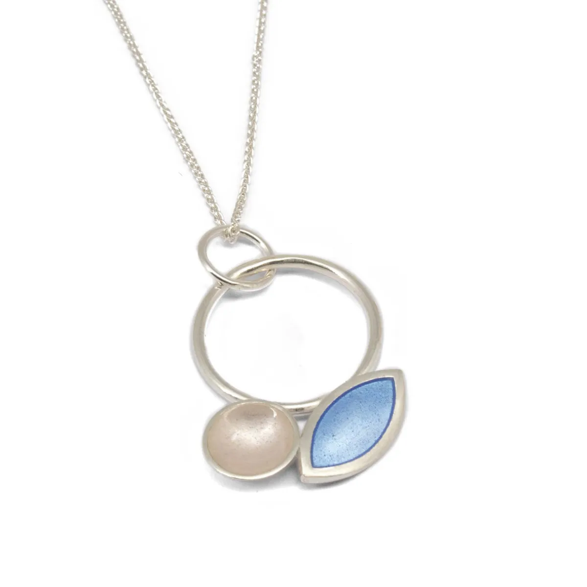 Tomfoolery Leaf Hoop Pendant Fashion