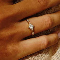 Tomfoolery LeVeque Three Stone Rhombus Cut Diamond Ring Outlet