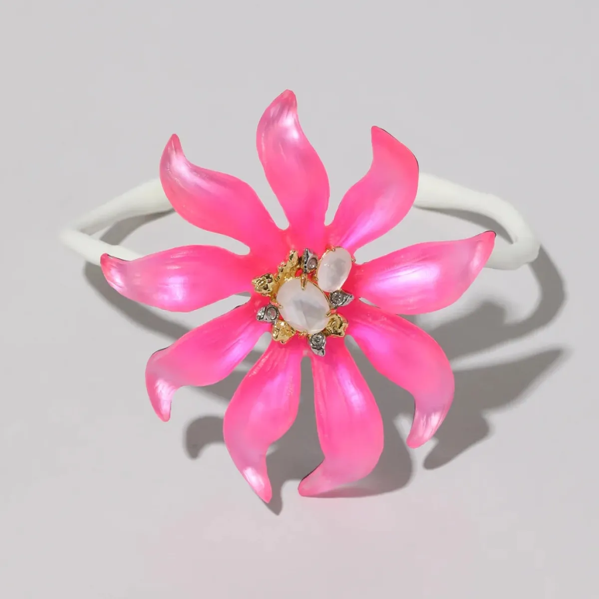 Tomfoolery Lily Lucite Flower Cuff Bracelet Magenta(Out of Stock) Outlet