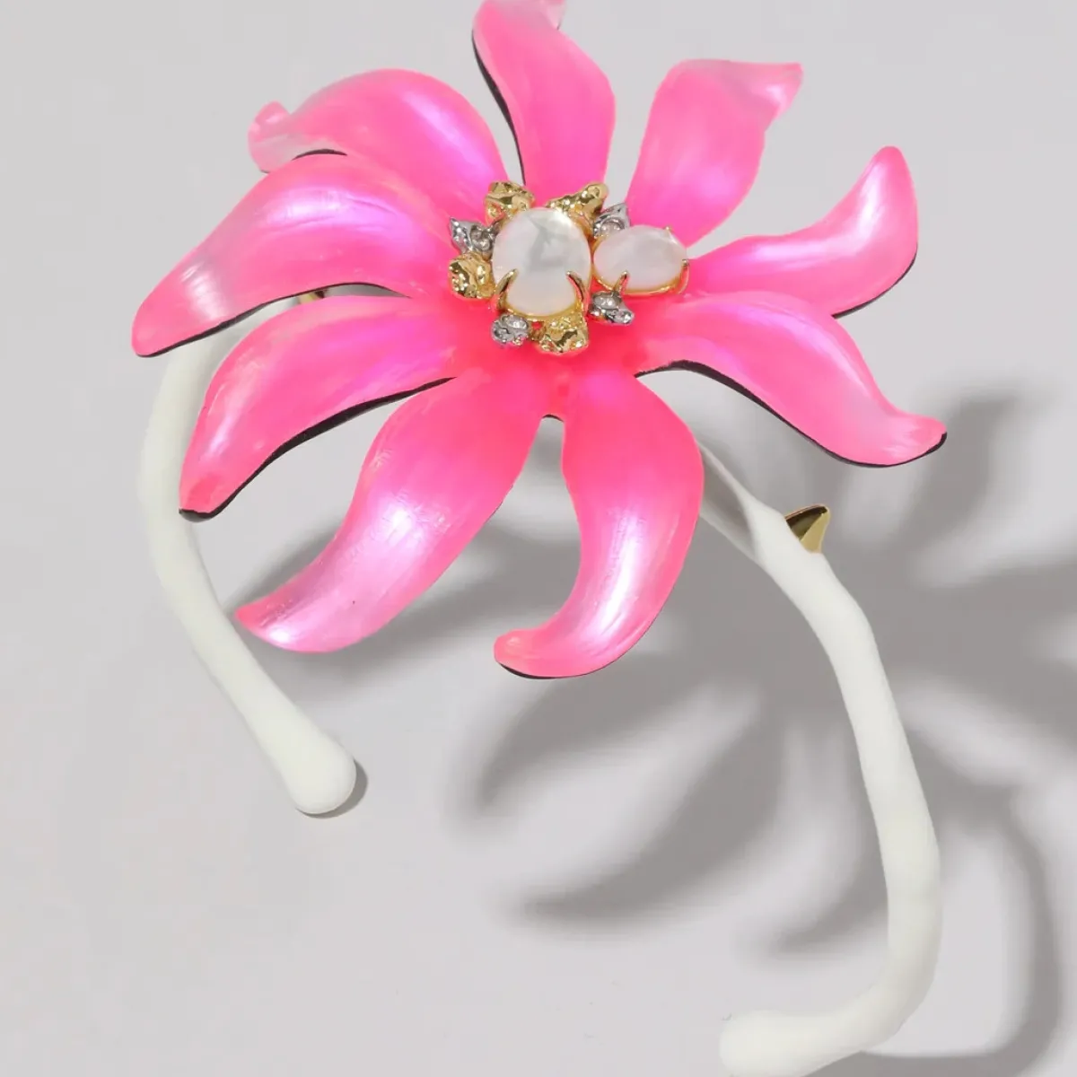 Tomfoolery Lily Lucite Flower Cuff Bracelet Magenta(Out of Stock) Outlet