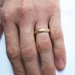 Tomfoolery Lined Yellow Gold Band Best