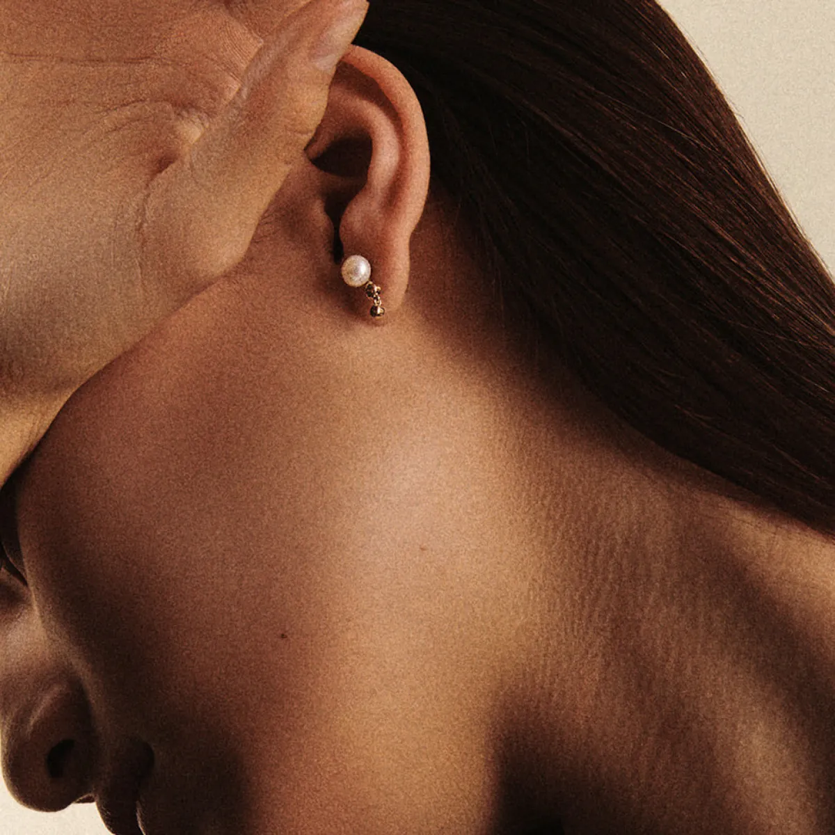 Tomfoolery Martha N°1 Pearl & Diamond Single Earring Hot