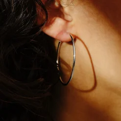 Tomfoolery Midi Sleeper Silver Hoop 30mm Hot