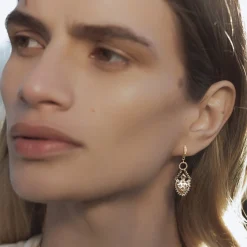 Tomfoolery N° 841 Gold Heart Drop Earrings Hot