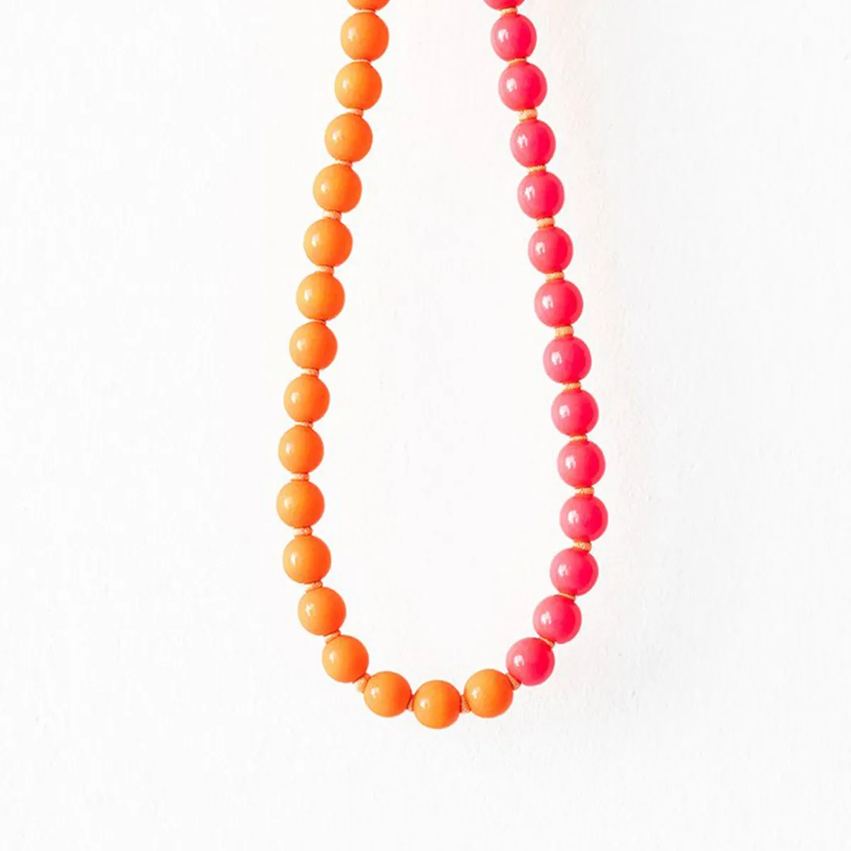 Tomfoolery Neon Orange & Pink Perlen Wooden Beaded iPhone & Keychain Discount