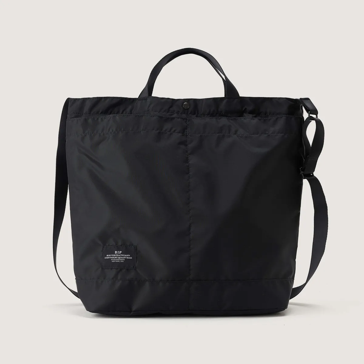 Tomfoolery New York Medium Tote in Black Hot