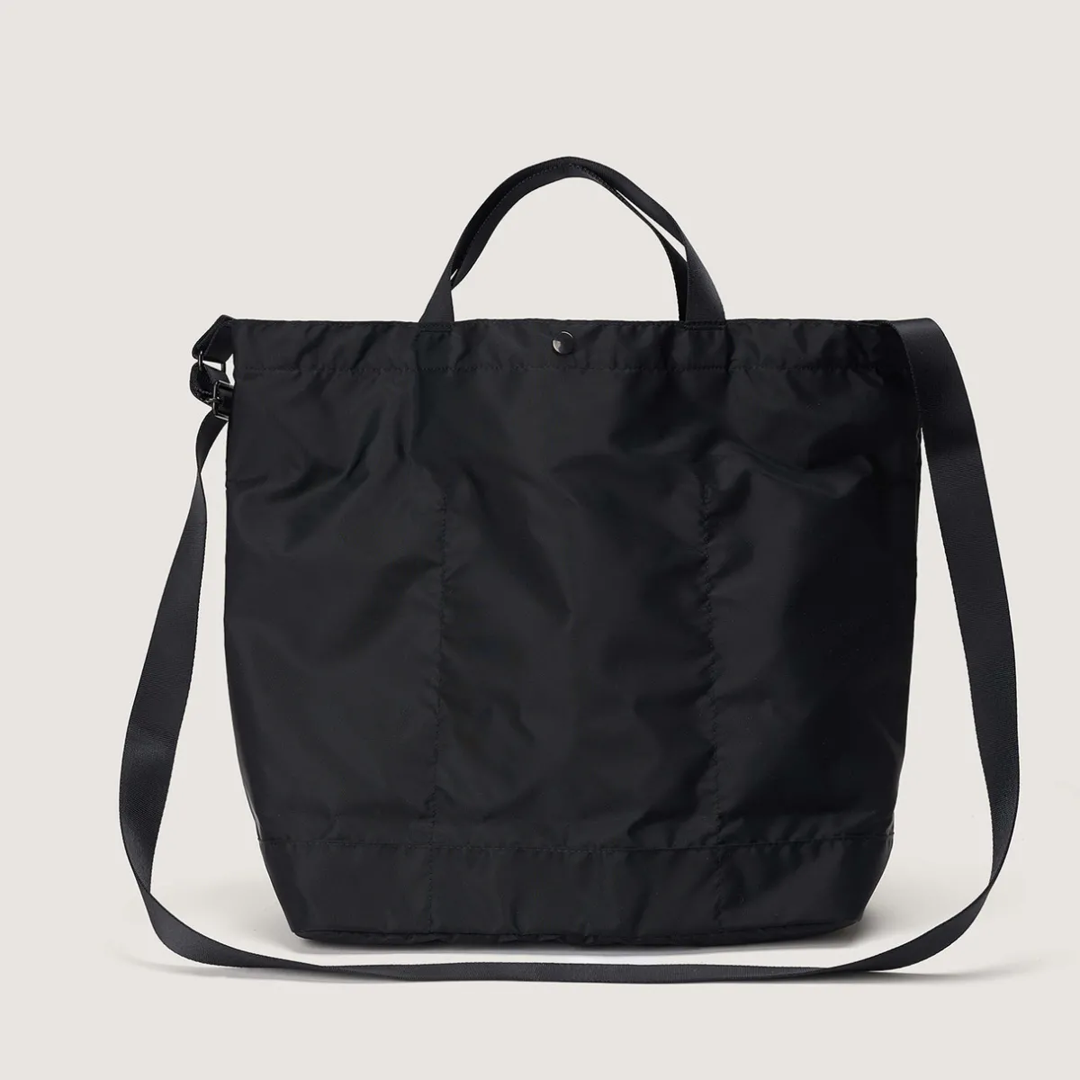Tomfoolery New York Medium Tote in Black Hot