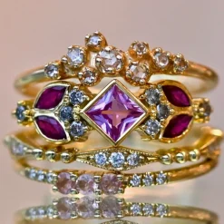 Tomfoolery Nymphéa Pink Sapphire & Ruby Ring Hot