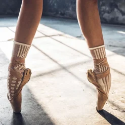 Tomfoolery Off-White Dot Tulle Socks Sale