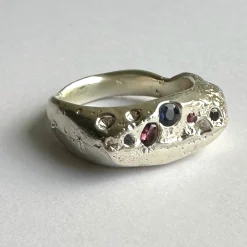 Tomfoolery One-Of-A-Kind Alexis Bubblegum Sapphire Signet Ring Online