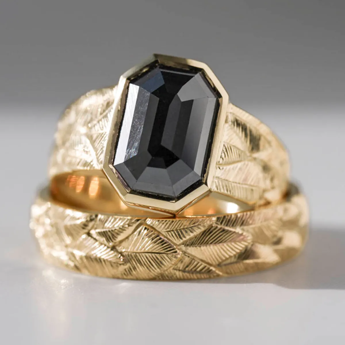 Tomfoolery One-Of-A-Kind Diavel Crow Solitaire Ring Online