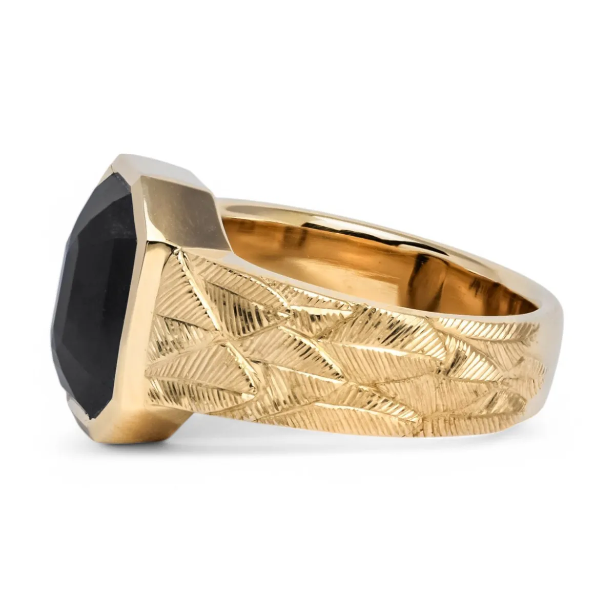 Tomfoolery One-Of-A-Kind Diavel Crow Solitaire Ring Online