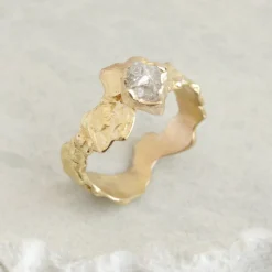Tomfoolery One-Of-A-Kind Precipice Ocean Diamond Ring Hot