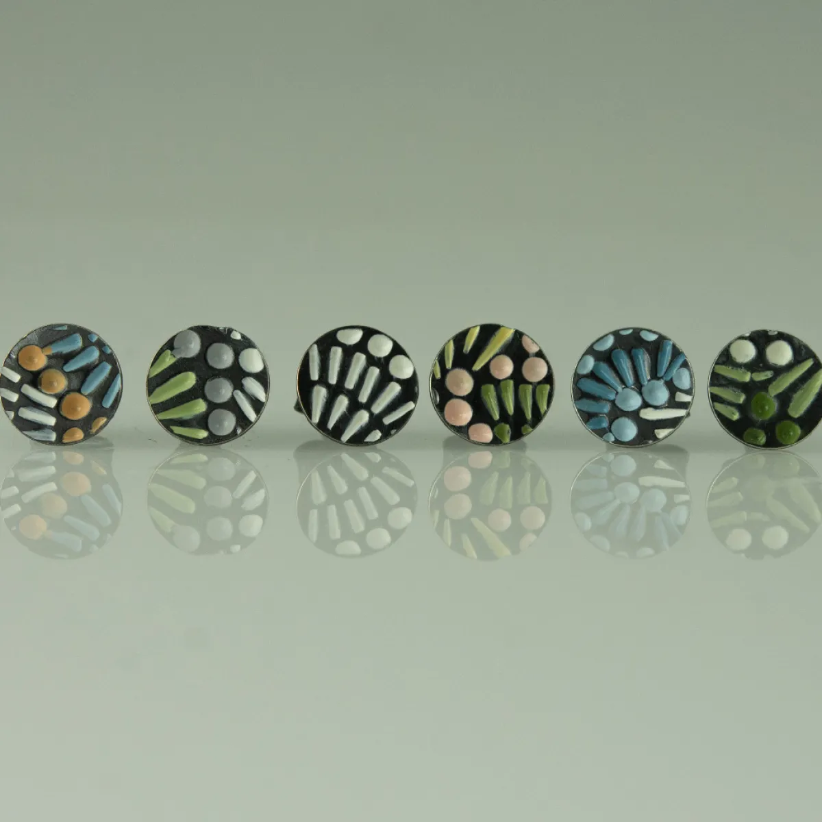 Tomfoolery Painted Pattern Studs White & Blue Fashion