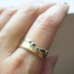 Tomfoolery Passage Sapphire Ring Hot