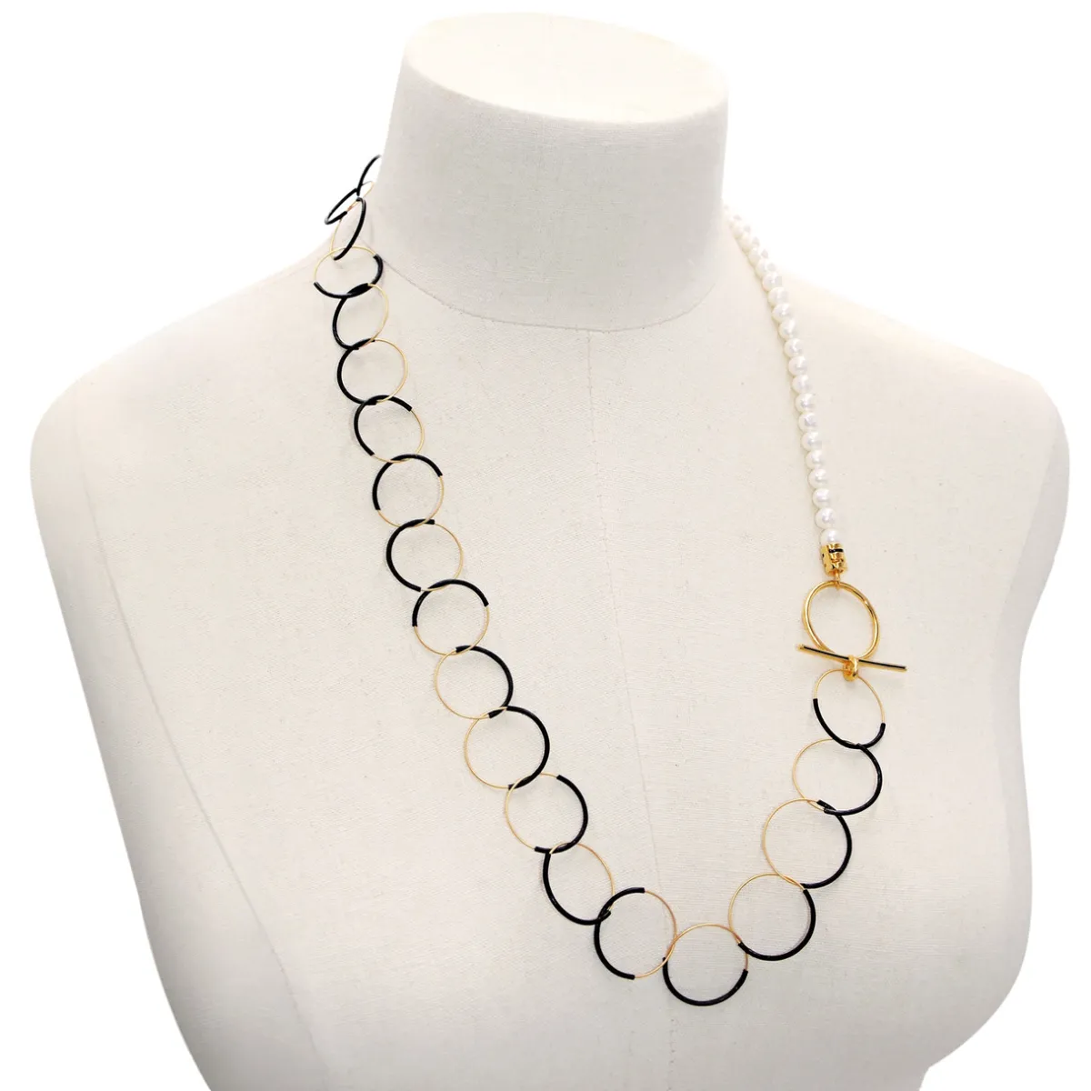 Tomfoolery Pearl & Loop Chain Necklace Best