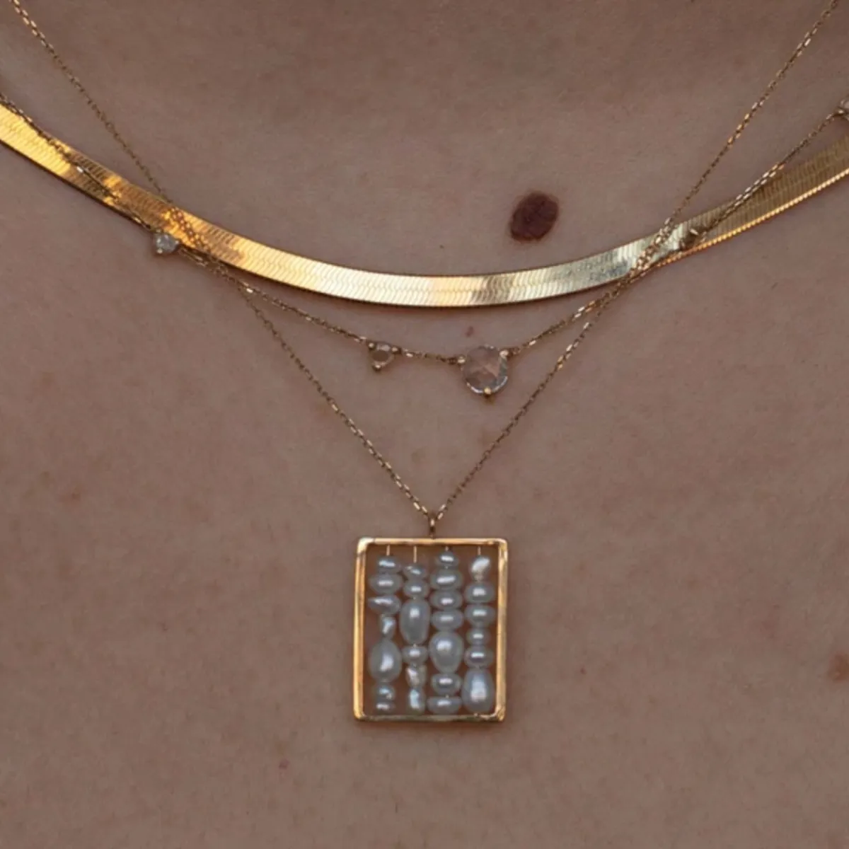 Tomfoolery Pearl Small Weaving Necklace Clearance