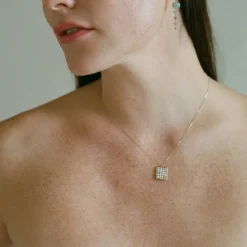 Tomfoolery Pearl Small Weaving Necklace Clearance